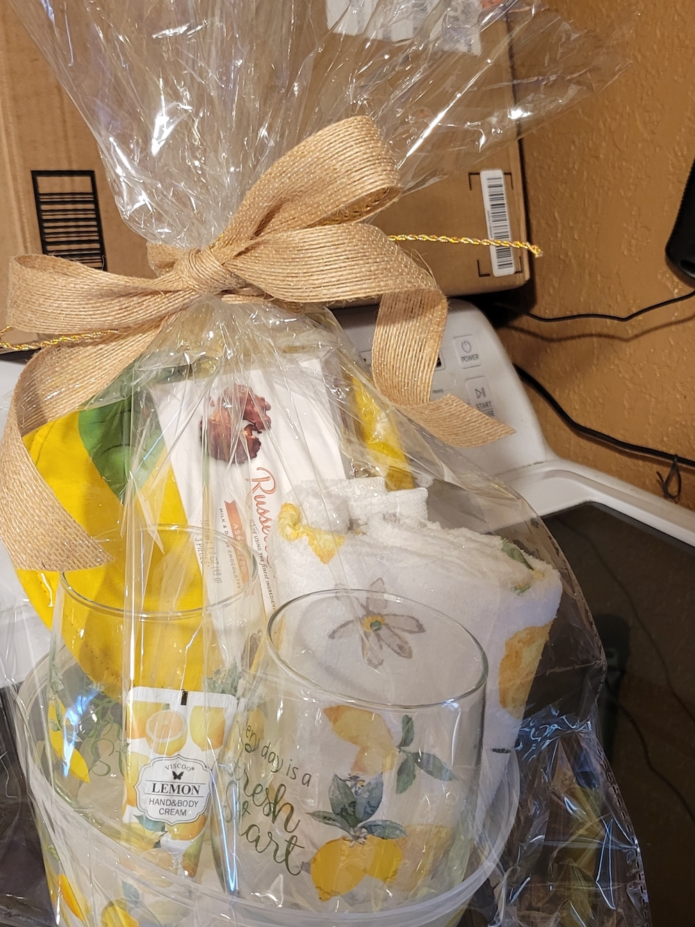 Lemon-Themed Home Party Gift Set - Yellow
